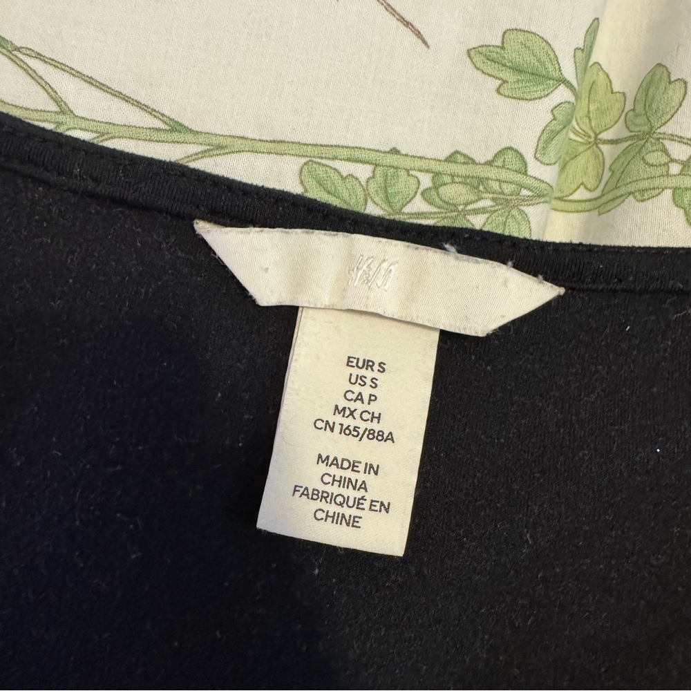 H&M Deep V-Neck Black Bodysuit - Picture 3 of 5